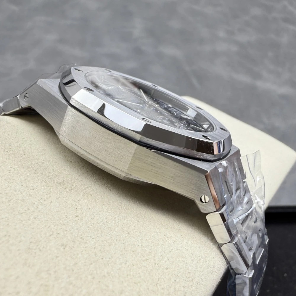 Royal Oak Blue Dial Stainless Steel Chronograph 26240ST - Image 8