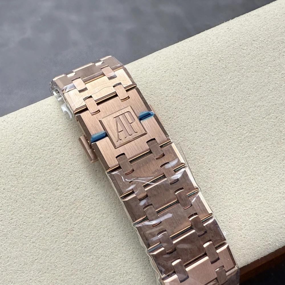 Royal Oak 41mm Selfwinding Watch - Rose Gold Tone with Black Tapisserie Dial - Image 9