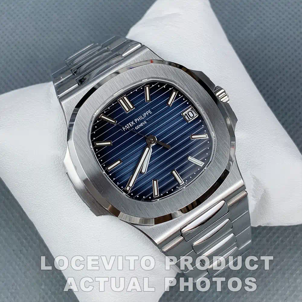 Nautilus 41mm White Gold Blue Dial Ref. 5811/1G - Image 4