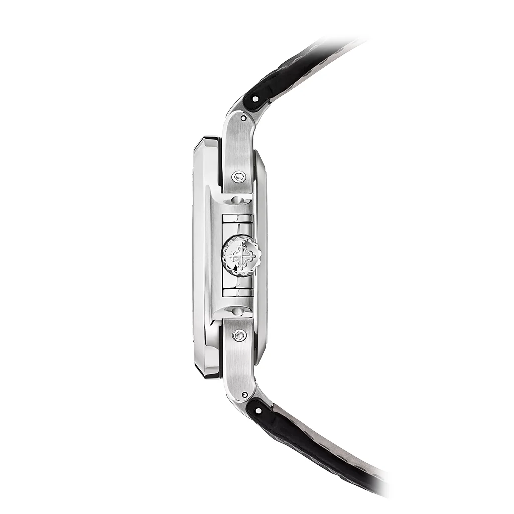 Nautilus Annual Calendar 40.5mm Steel Charcoal Gray Dial Ref. 5726A - Image 4
