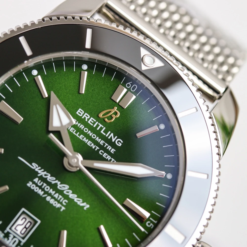 Superocean Heritage 46 Classic Heritage Diver - Green Dial and Mesh Bracelet - Image 16