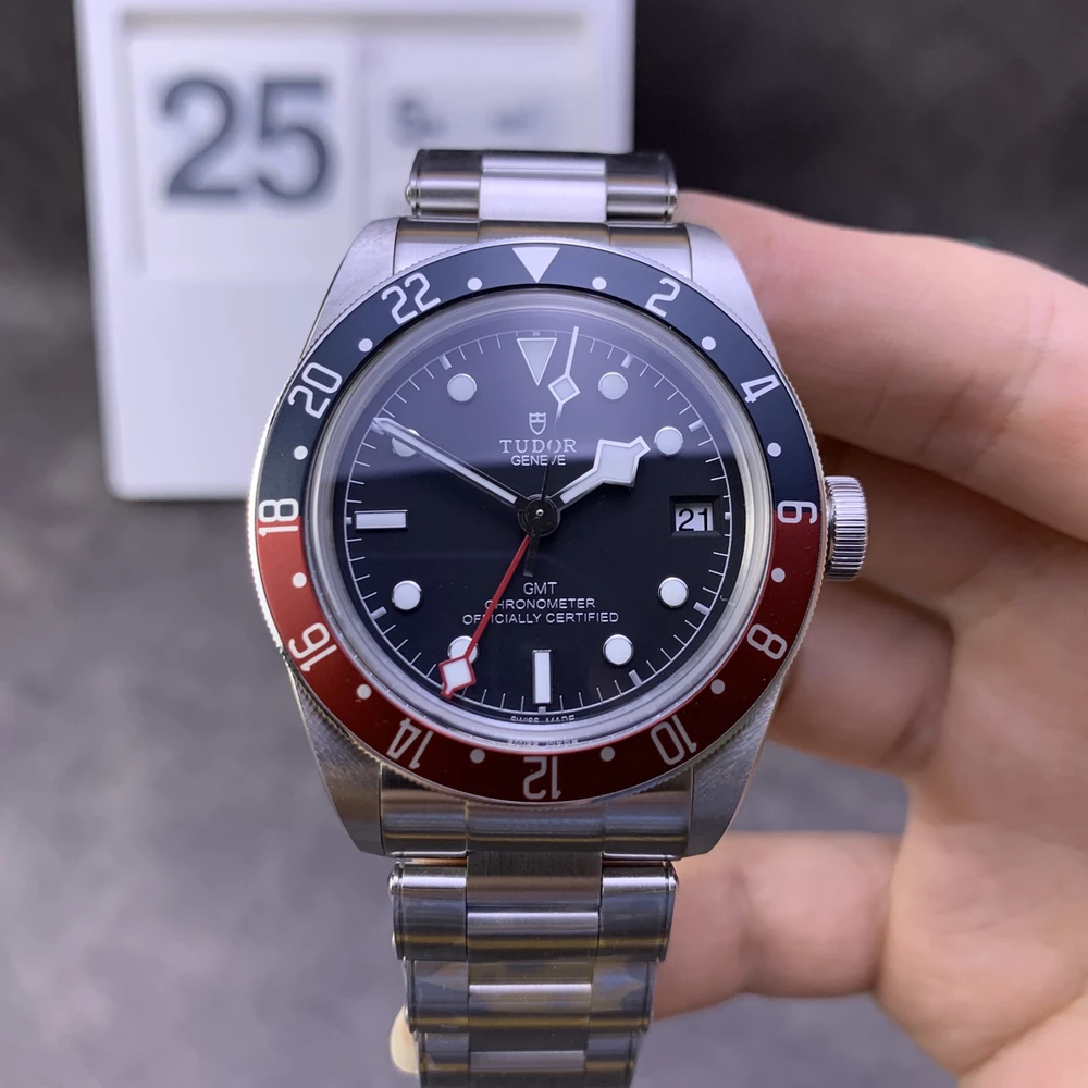 Black Bay GMT 41mm Dual Time Zone Watch - Black Dial and Pepsi Bezel - Image 7