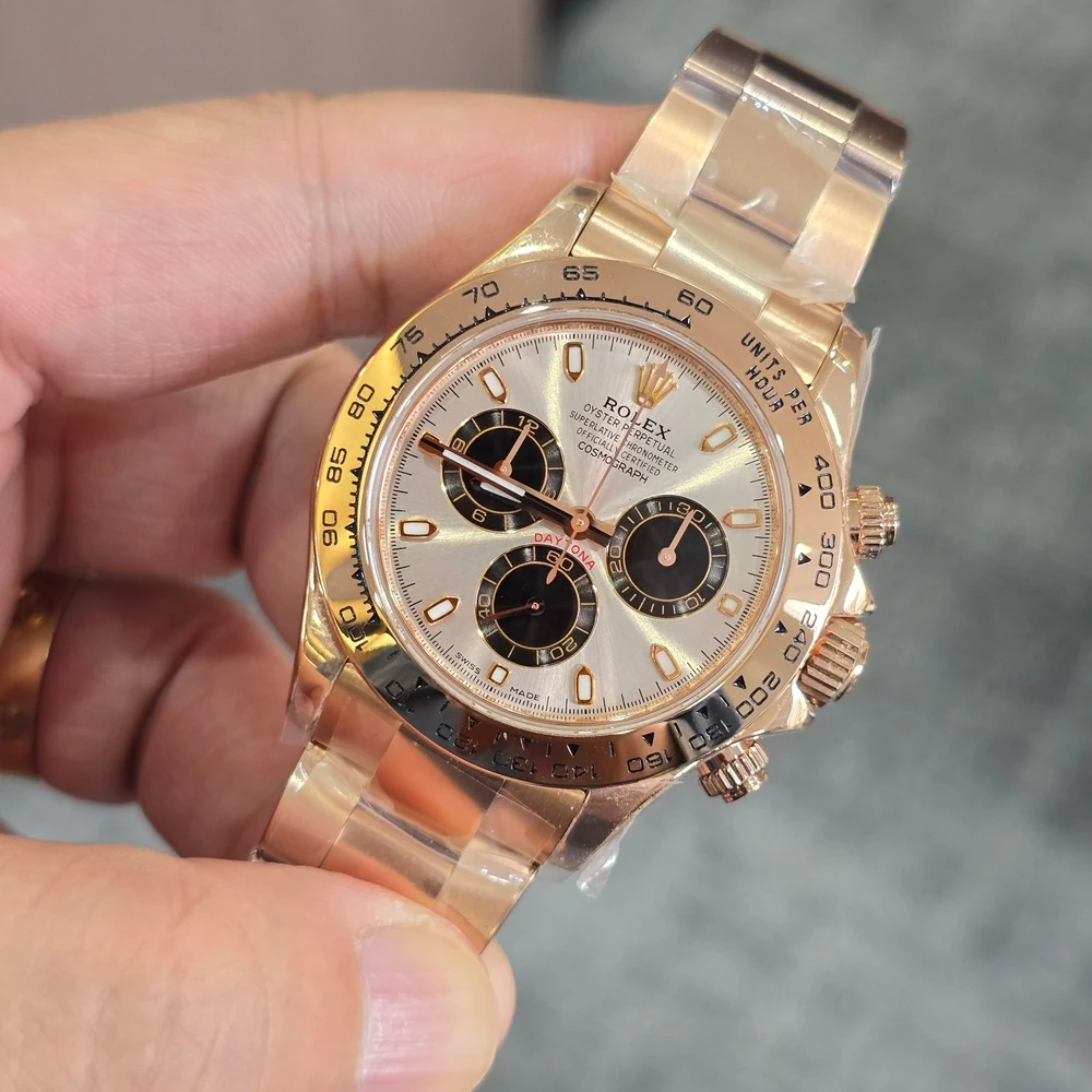 Cosmograph Daytona Rose Gold Tone Racing Chronograph - Bright Black and Sundust Dial - Image 3