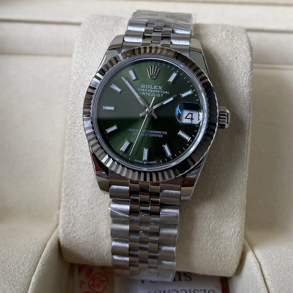 Datejust 41 Mint Green Sunray Dial Fluted Bezel Jubilee Bracelet Men's Watch - Image 5