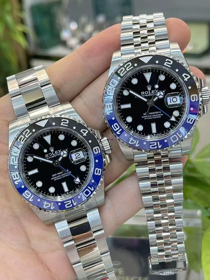 GMT-Master II 40mm Black/Blue Bezel Jubilee Ref. 126710BLNR - Image 6