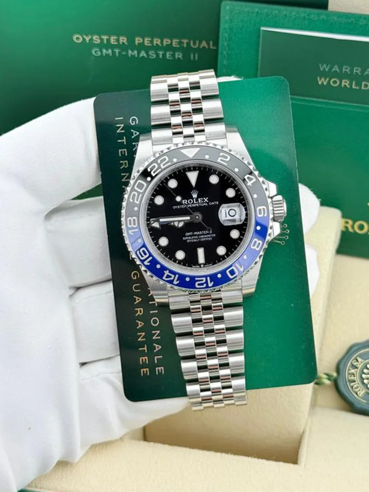 GMT-Master II 40mm Black/Blue Bezel Jubilee Ref. 126710BLNR - Image 7