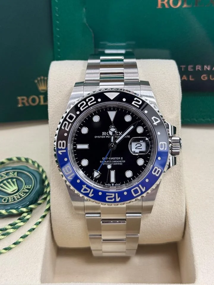 GMT-Master II 40mm Black/Blue Bezel Jubilee Ref. 126710BLNR - Image 8