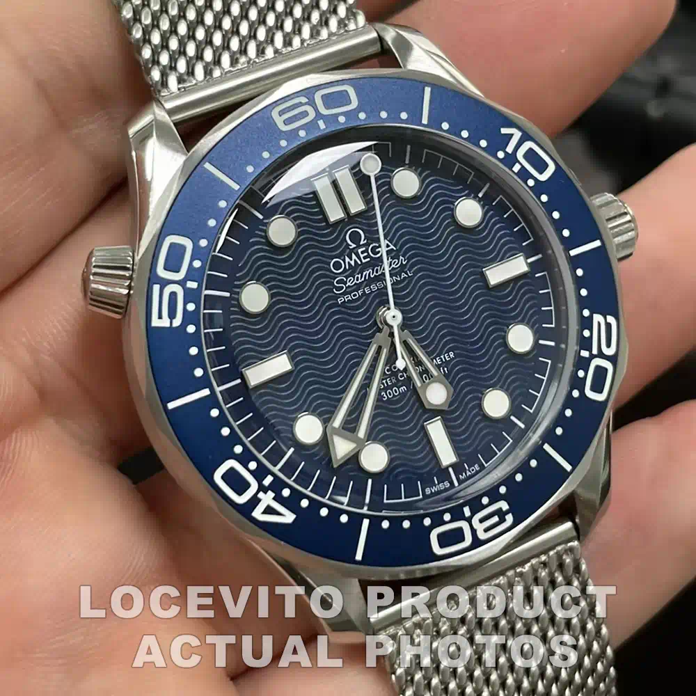 Seamaster Diver 300M James Bond 60th Anniversary 42 mm in Steel - Image 9