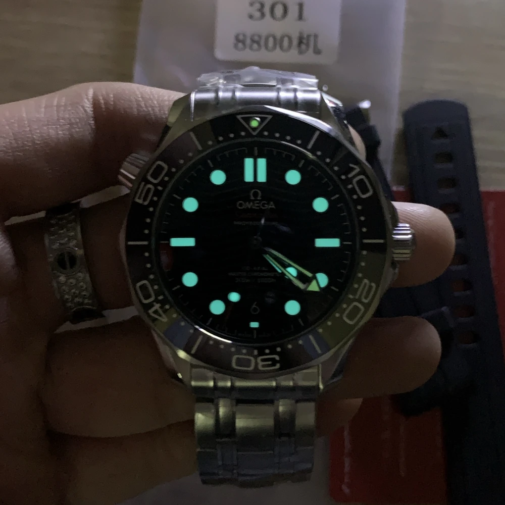 Seamaster Diver 300M Black 42 mm in Steel - Image 6